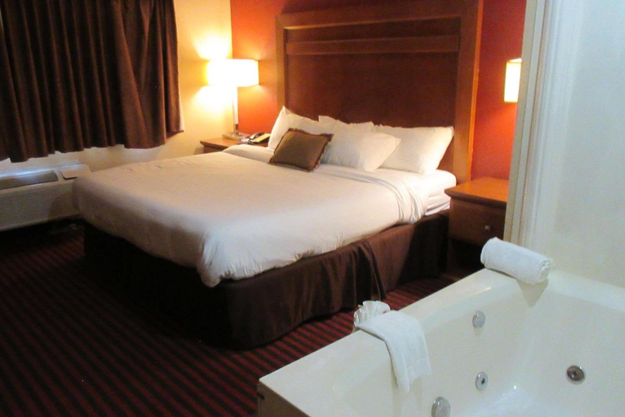 Quality Inn & Suites Stillwater Esterno foto
