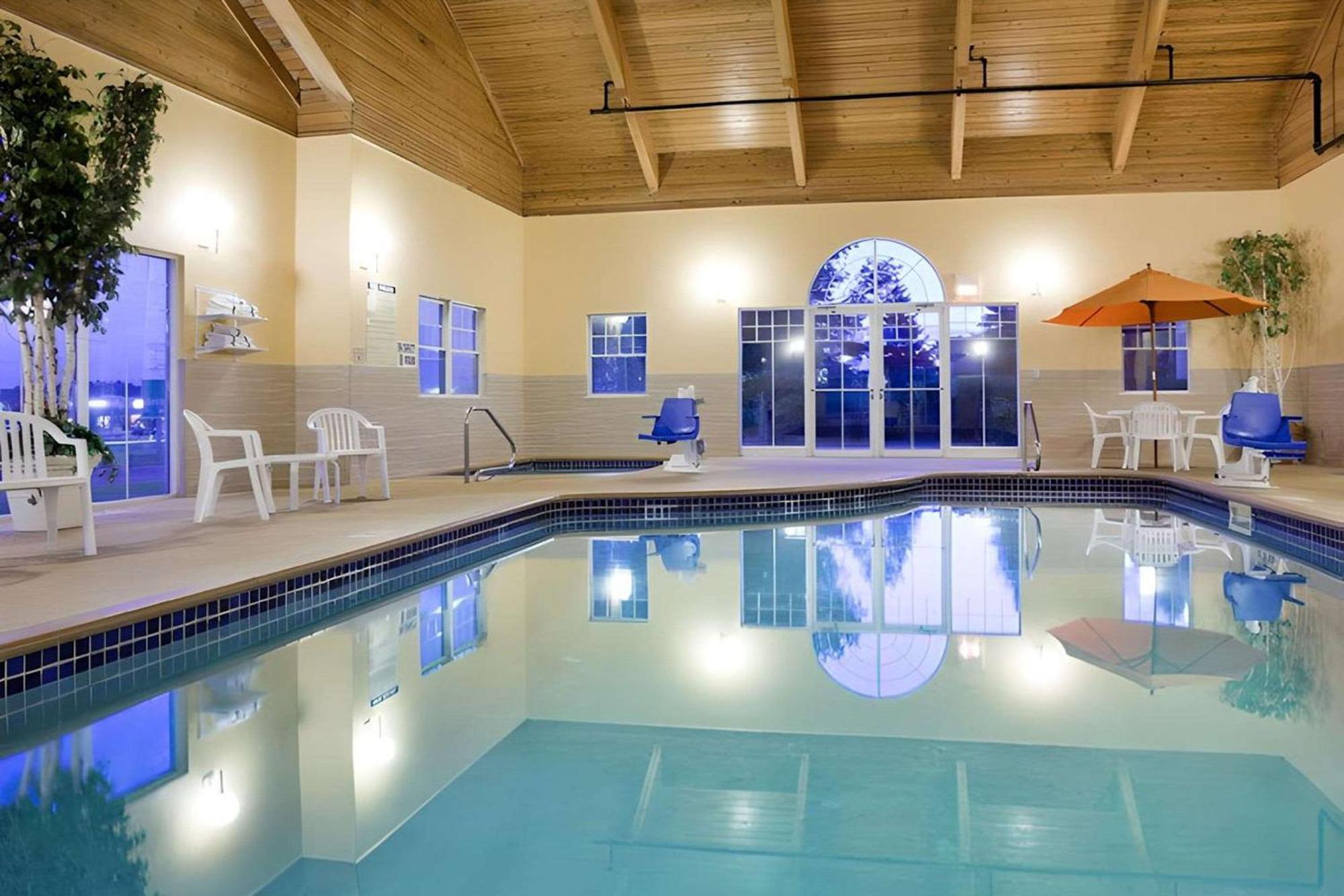 Quality Inn & Suites Stillwater Esterno foto